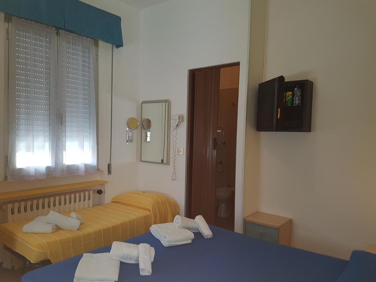 Hotel Villa Ersilia Rimini B&B 외부 사진