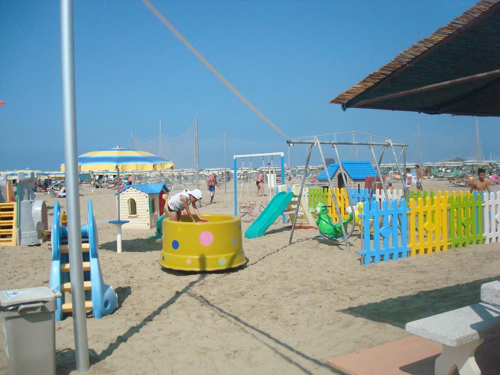 Hotel Villa Ersilia Rimini B&B 외부 사진