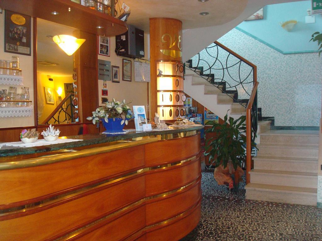 Hotel Villa Ersilia Rimini B&B 외부 사진