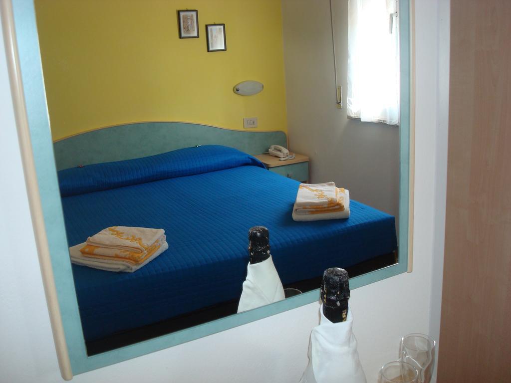Hotel Villa Ersilia Rimini B&B 외부 사진