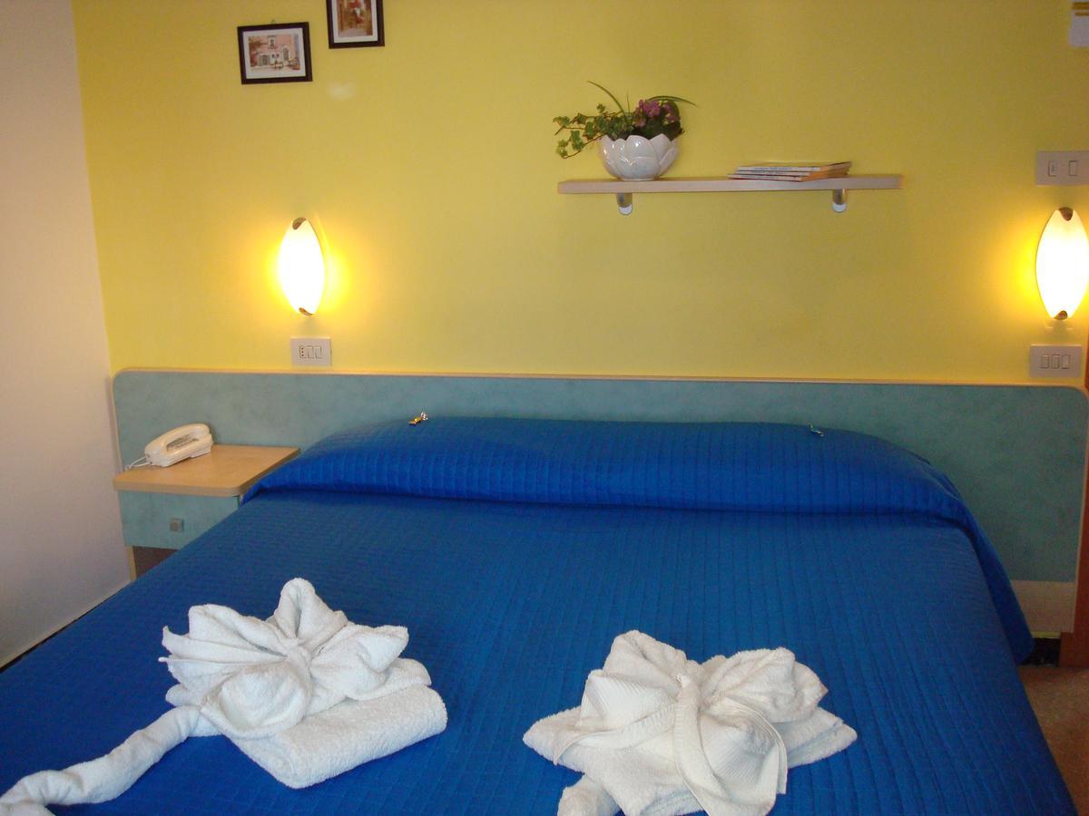 Hotel Villa Ersilia Rimini B&B 외부 사진