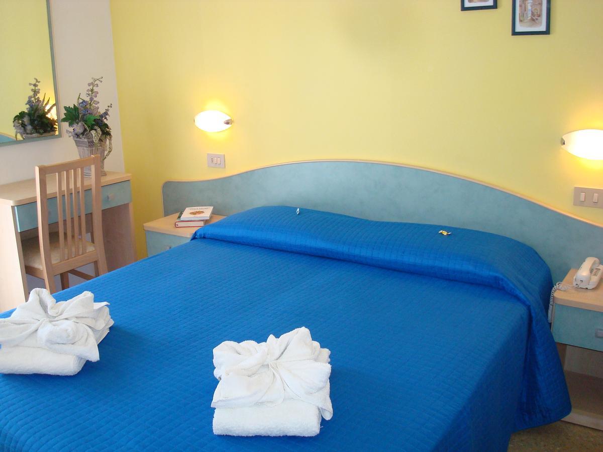 Hotel Villa Ersilia Rimini B&B 외부 사진